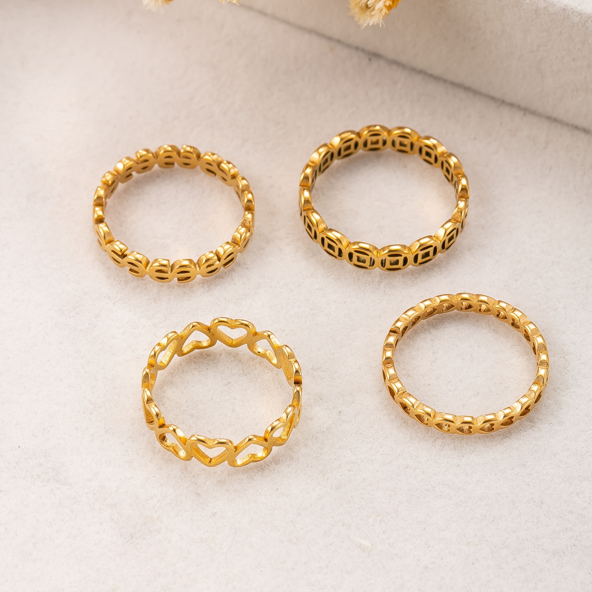 4pc Women's Minimalist Heart-Shaped Gold-Plated Ring Set